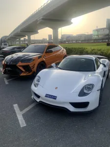 Porsche - 918